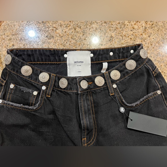 One Teaspoon Truckers Mid Waist Long-Length Relaxed Denim Shorts - Black, Size 4 - Picture 11 of 12